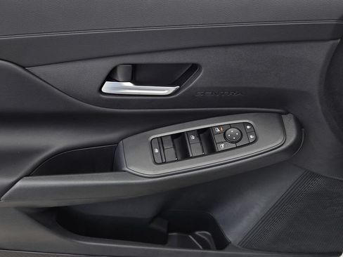 New 2027 Nissan Sentra SV w/ Floor Mat Package FWD image 15