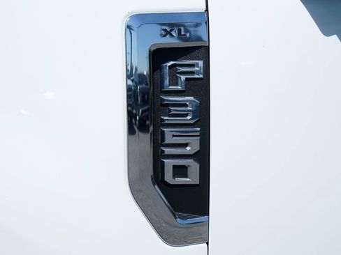 Used 2022 Ford F350 XL w/ Power Equipment Group RWD image 46