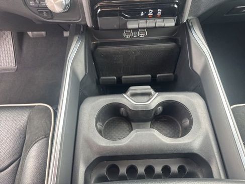 Used 2025 RAM 1500 Laramie image 11