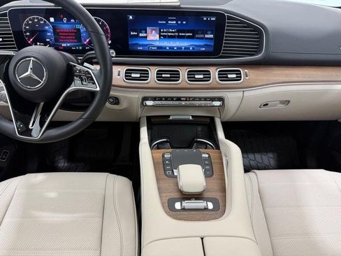 Certified 2026 Mercedes-Benz GLE 450 4MATIC image 9