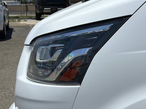 Certified 2023 Ford Transit 350 XLT RWD image 10