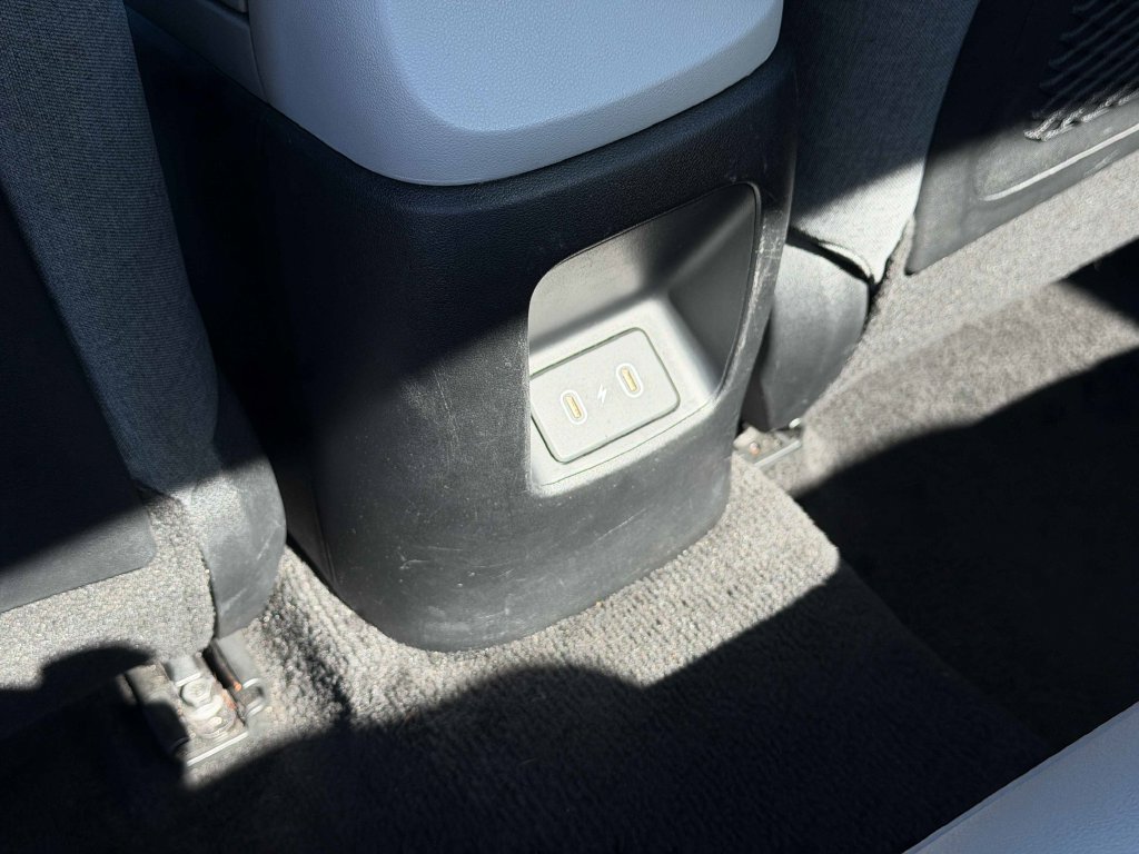 Used 2024 Hyundai Elantra Limited FWD image 21