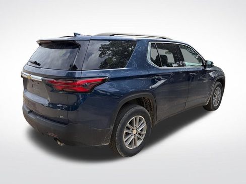 Used 2023 Chevrolet Traverse LT FWD image 7