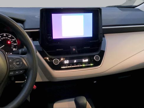 Used 2023 Toyota Corolla LE FWD image 7