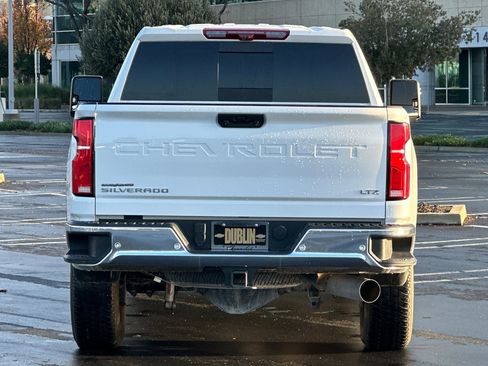 Certified 2025 Chevrolet Silverado 2500 LTZ w/ LTZ Premium Package image 5