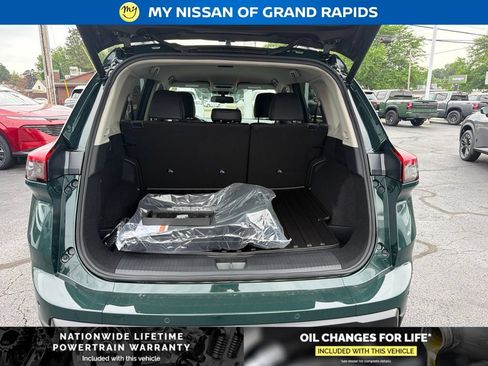 New 2026 Nissan Rogue SV w/ Rock Creek Premium Package AWD/4WD image 23