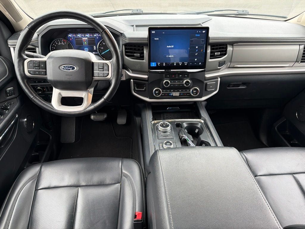 Used 2024 Ford Expedition Max XLT AWD/4WD image 39
