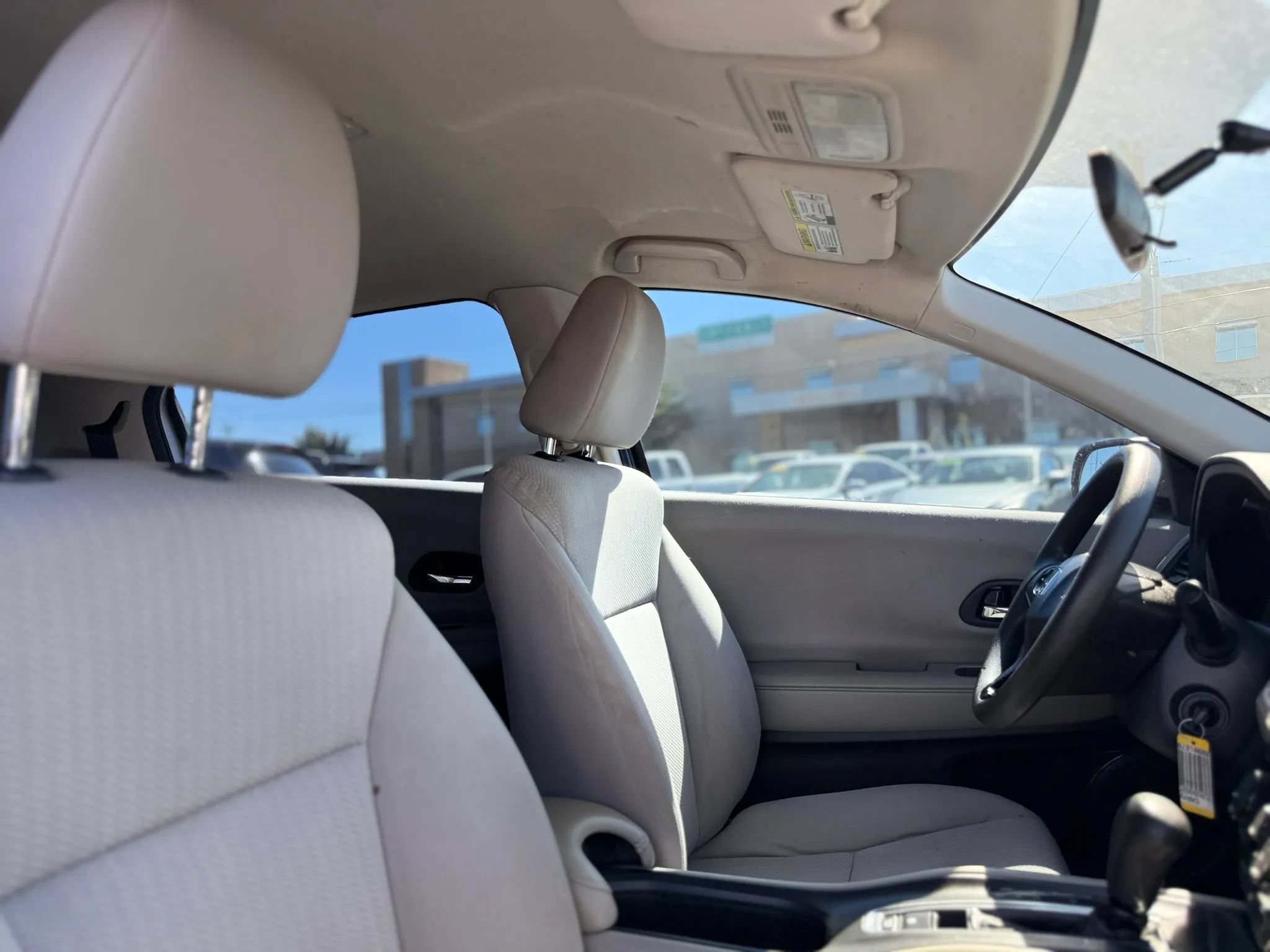 Used 2016 Honda HR-V LX image 22