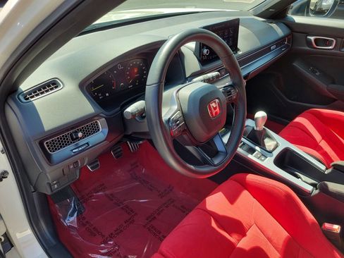 Used 2025 Honda Civic Type R image 17