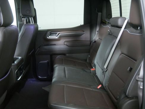 Used 2024 GMC Sierra 1500 Denali AWD/4WD image 20