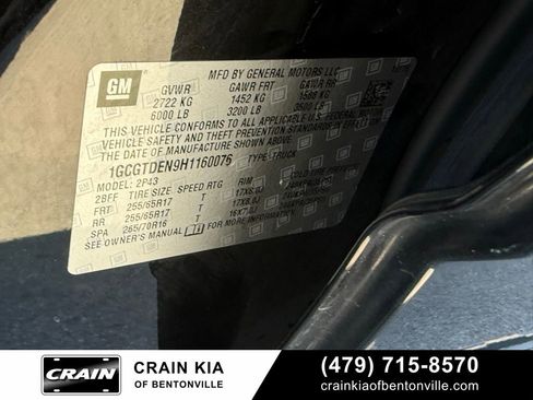 Used 2017 Chevrolet Colorado Z71 w/ Z71 Midnight Edition image 34