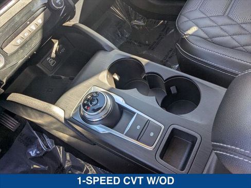 Certified 2024 Ford Escape PHEV w/ PHEV Premium Package image 17