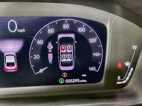 Used 2024 Honda Accord EX image 19
