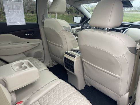 Used 2019 Nissan Murano Platinum w/ Cargo Package image 31