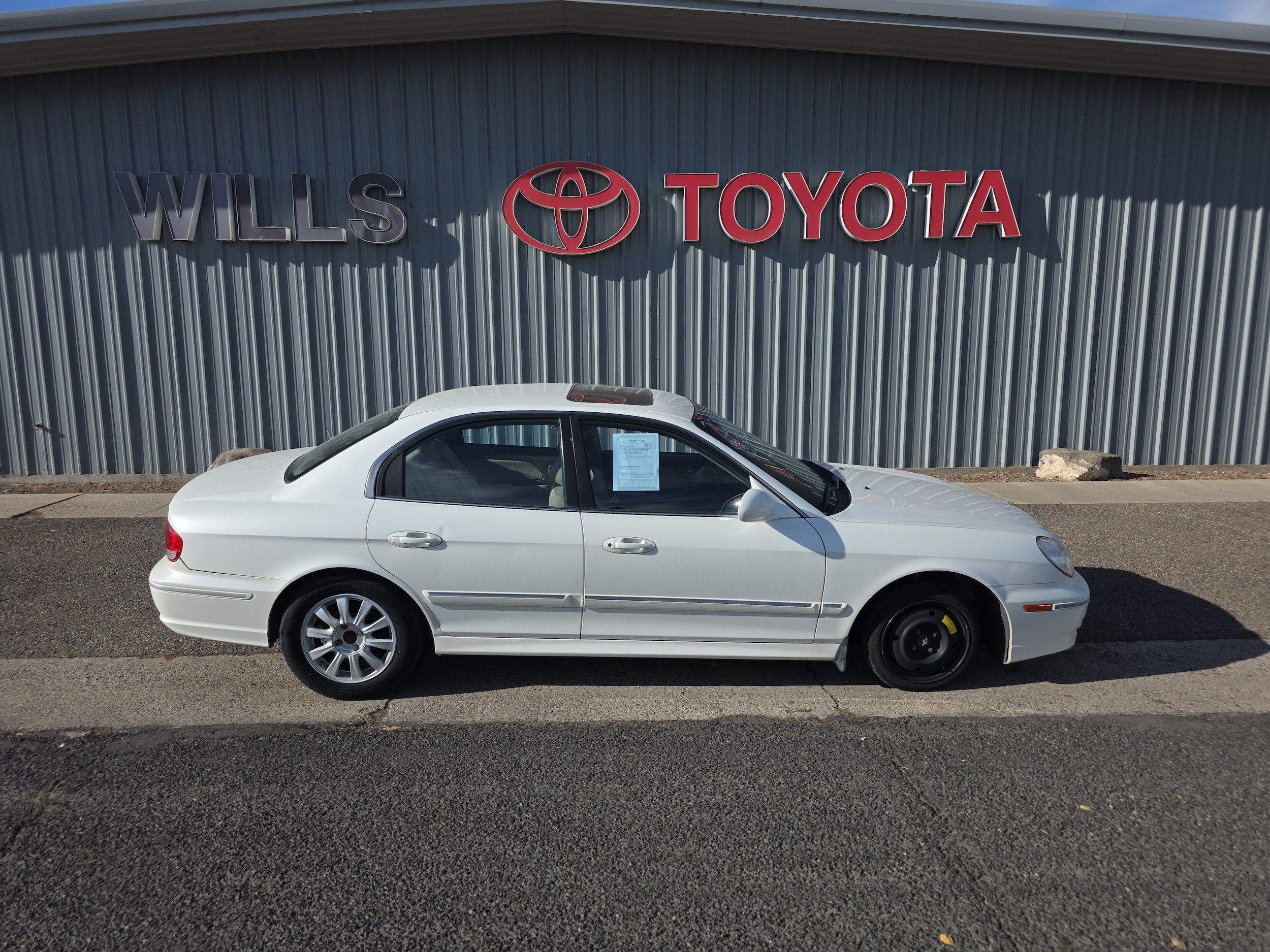 Used 2005 Hyundai Sonata GLS FWD image 1