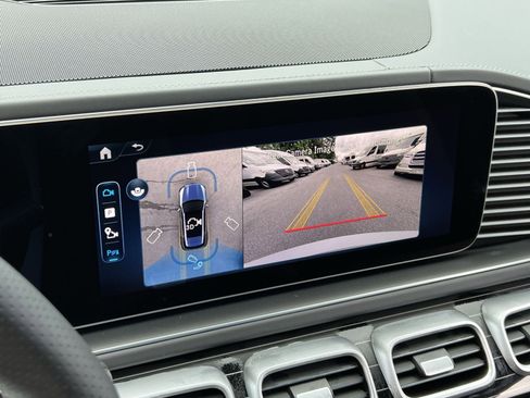 New 2026 Mercedes-Benz GLE 63 AMG S image 17