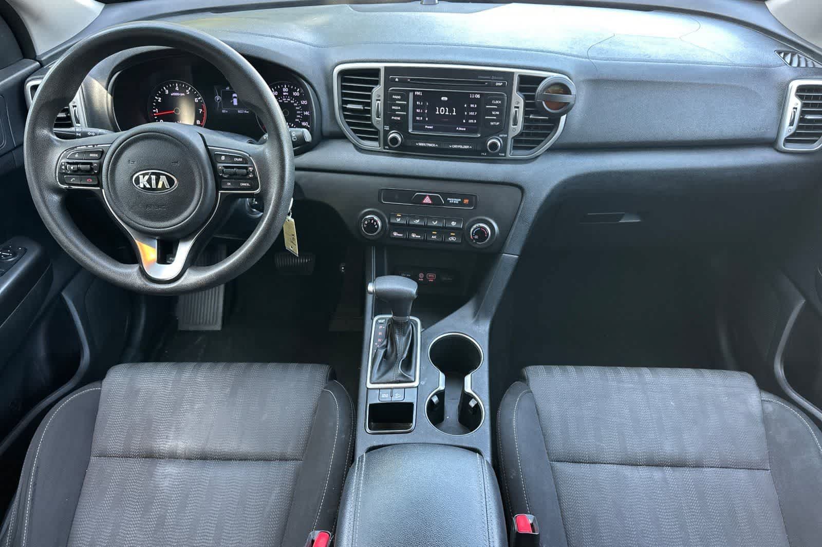 Used 2019 Kia Sportage LX FWD image 4