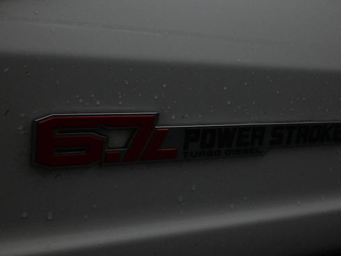 Used 2024 Ford F250 Limited AWD/4WD image 12