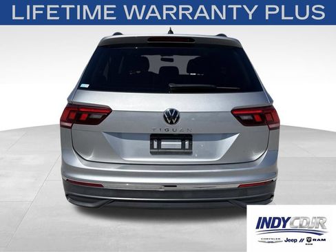 Used 2022 Volkswagen Tiguan S FWD image 5