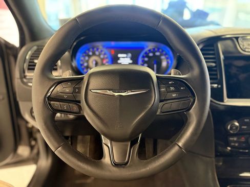 Used 2017 Chrysler 300 S image 15