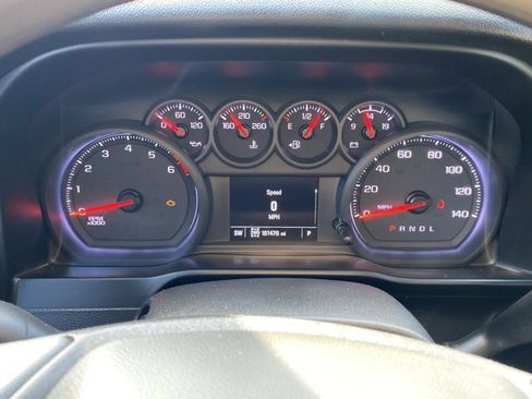 Used 2020 Chevrolet Silverado 2500 Custom w/ Custom Value Package image 13