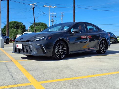 Used 2026 Toyota Camry XSE w/ Premium Package image 1