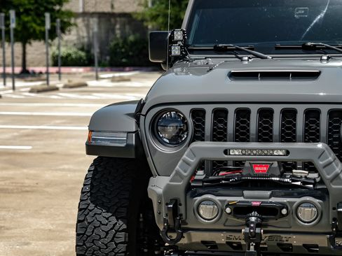 Used 2023 Jeep Wrangler Unlimited Rubicon 392 w/ Xtreme Recon 35" Tire Package AWD/4WD image 32