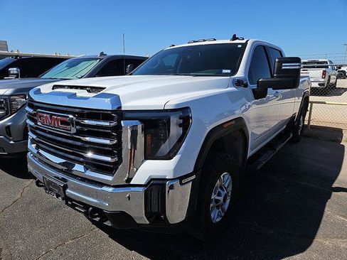 Used 2025 GMC Sierra 2500 SLE w/ SLE Value Package; AWD/4WD image 1
