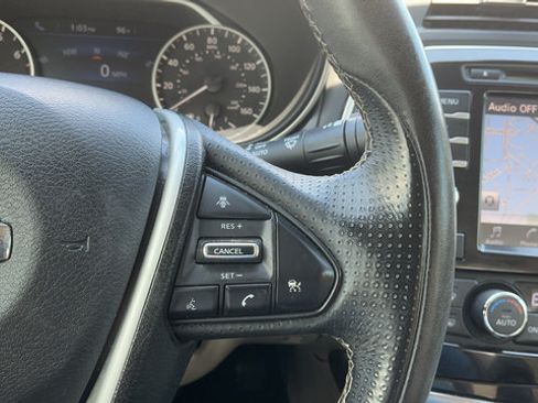 Used 2016 Nissan Maxima Platinum FWD image 13
