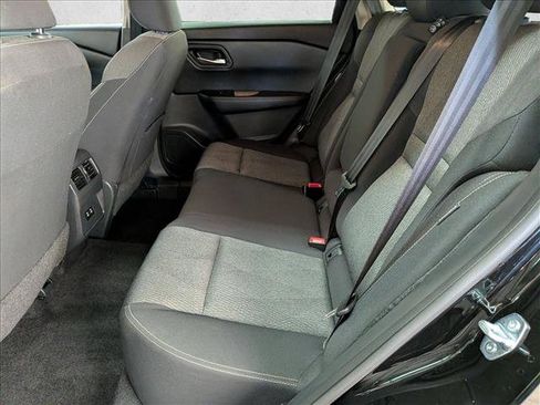 Used 2025 Nissan Rogue SV FWD image 25