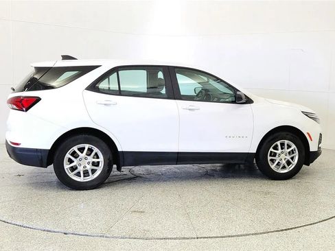 Used 2024 Chevrolet Equinox LS FWD image 8