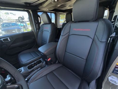 New 2026 Jeep Wrangler Unlimited Rubicon image 11