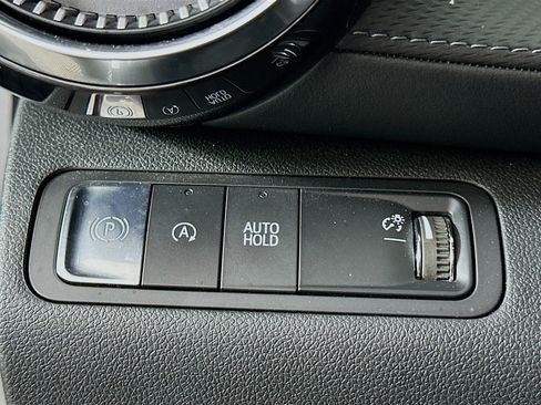 Used 2025 Chevrolet Equinox LT image 17