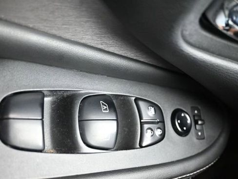 Used 2023 Nissan Murano SV AWD/4WD image 32