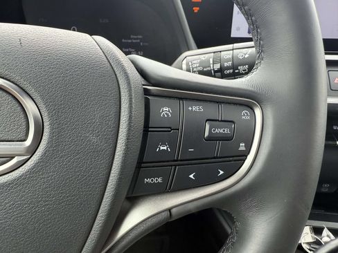 Used 2025 Lexus UX 300h AWD w/ Accessory Package (Z1) image 19