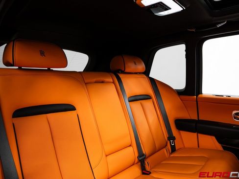 Used 2022 Rolls-Royce Cullinan image 37
