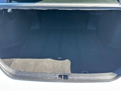 Used 2021 Toyota Camry SE FWD image 18
