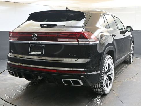 New 2026 Volkswagen Atlas Cross Sport SEL Premium R-Line image 5