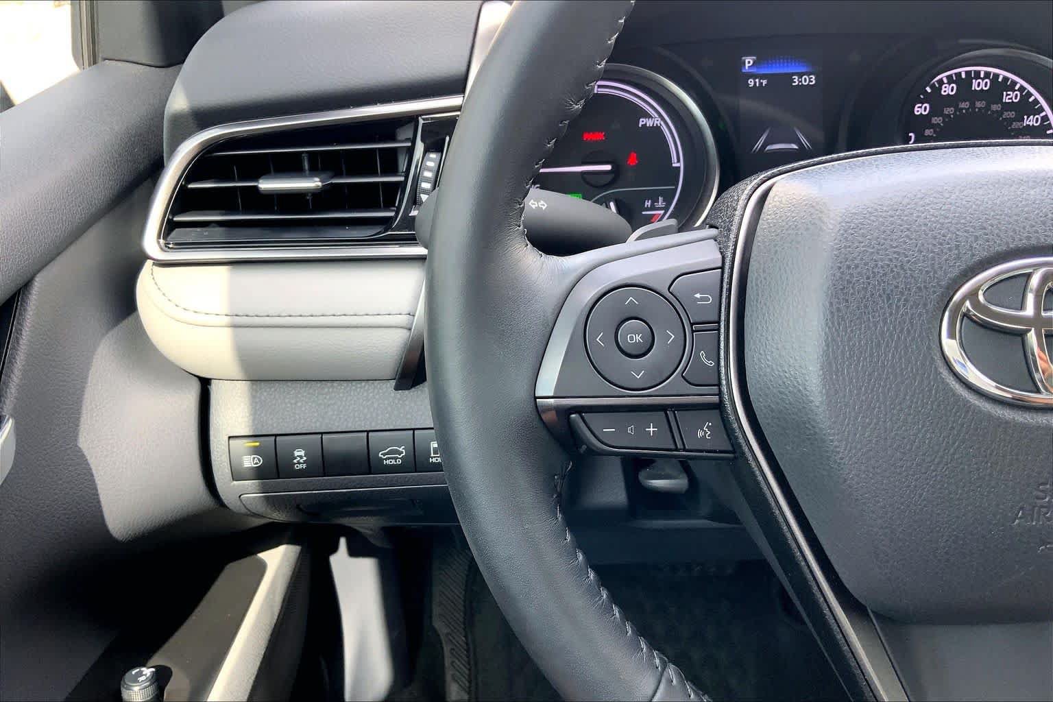 Used 2024 Toyota Camry SE w/ Audio Upgrade Package FWD image 24