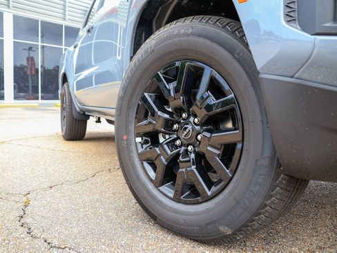 New 2026 Nissan Frontier SV w/ SV Convenience Package RWD image 17
