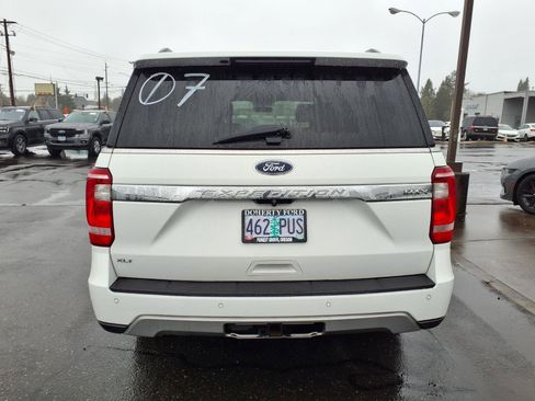 Used 2019 Ford Expedition Max XLT w/ Equipment Group 201A image 7