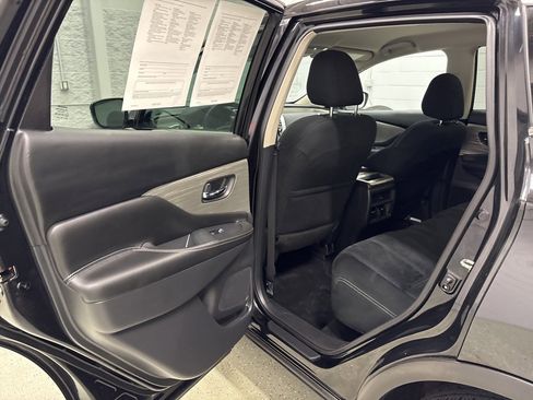 Used 2018 Nissan Murano S image 28