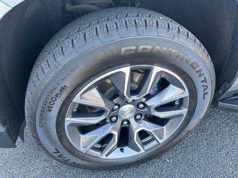 Used 2023 Chevrolet Tahoe LT w/ LT Signature Plus Package image 2