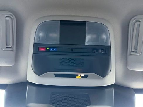 Used 2024 Subaru Crosstrek 2.0i Premium w/ Crosstrek Mirror Package image 29