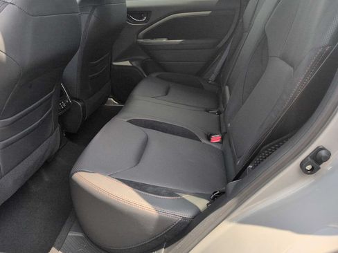 Used 2025 Subaru Forester Touring AWD/4WD image 19