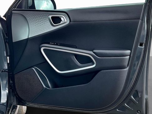 Used 2020 Kia Soul X-Line image 16