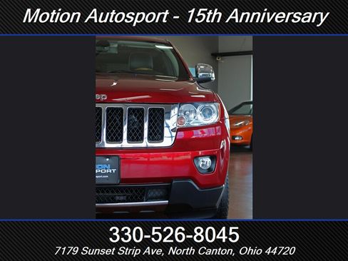 Used 2012 Jeep Grand Cherokee Overland AWD/4WD image 6