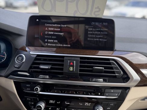 Used 2018 BMW X3 xDrive30i AWD/4WD image 16