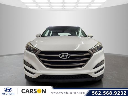 Used 2016 Hyundai Tucson SE w/ Option Group 02 image 1