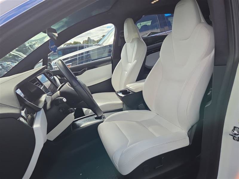 Used 2019 Tesla Model X 100D AWD/4WD image 5